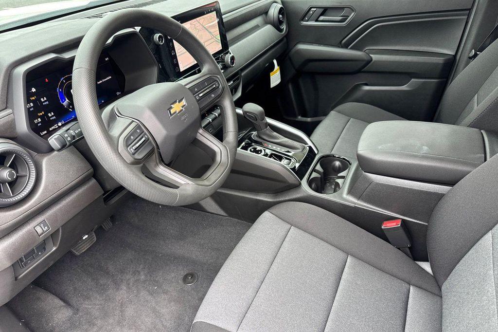 new 2025 Chevrolet Colorado car, priced at $36,004