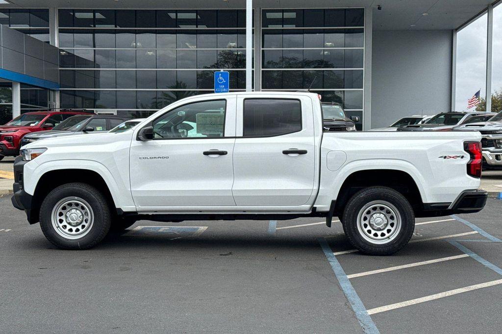 new 2025 Chevrolet Colorado car, priced at $36,004