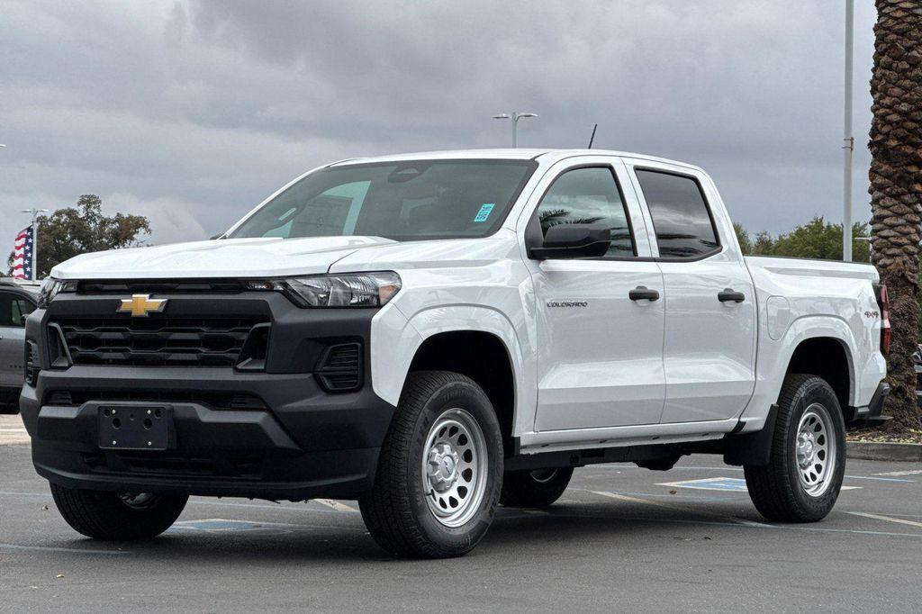 new 2025 Chevrolet Colorado car, priced at $36,004