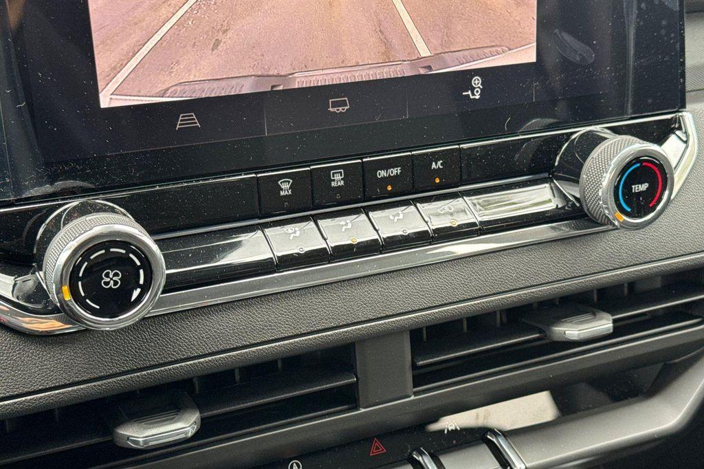 new 2025 Chevrolet Colorado car, priced at $36,004