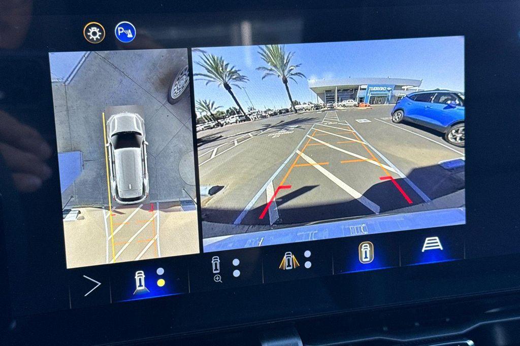 new 2026 Chevrolet Equinox car, priced at $37,469