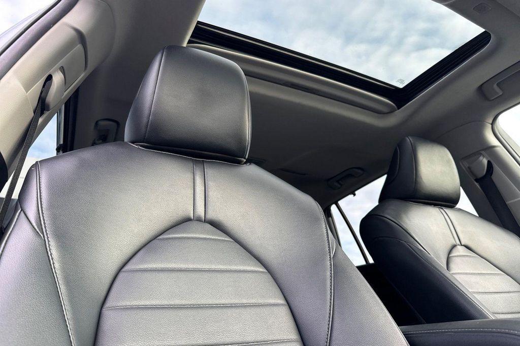 used 2022 Toyota Highlander car, priced at $29,501