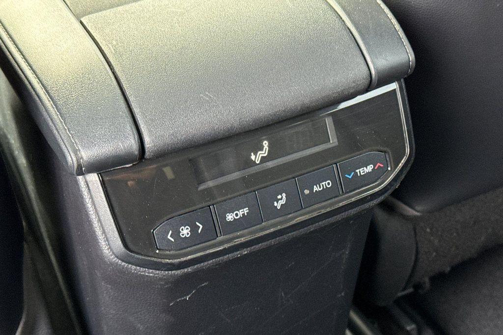 used 2022 Toyota Highlander car, priced at $29,501