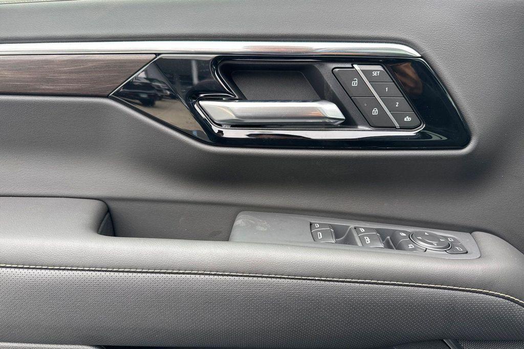 new 2026 Chevrolet Suburban car, priced at $79,985