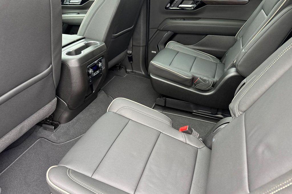 new 2026 Chevrolet Suburban car, priced at $79,985