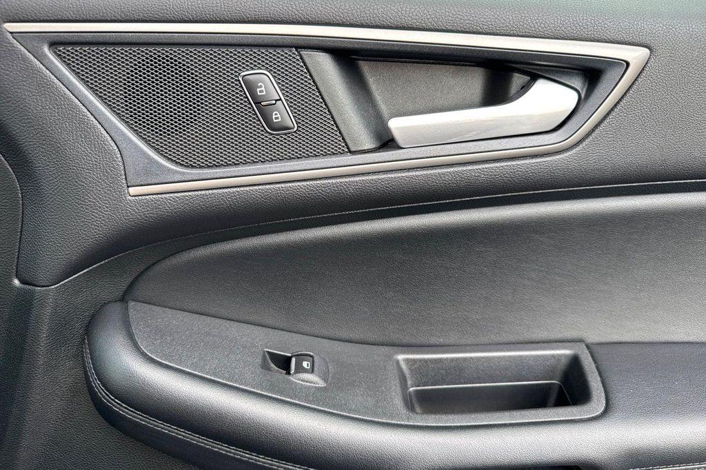 used 2022 Ford Edge car, priced at $21,501