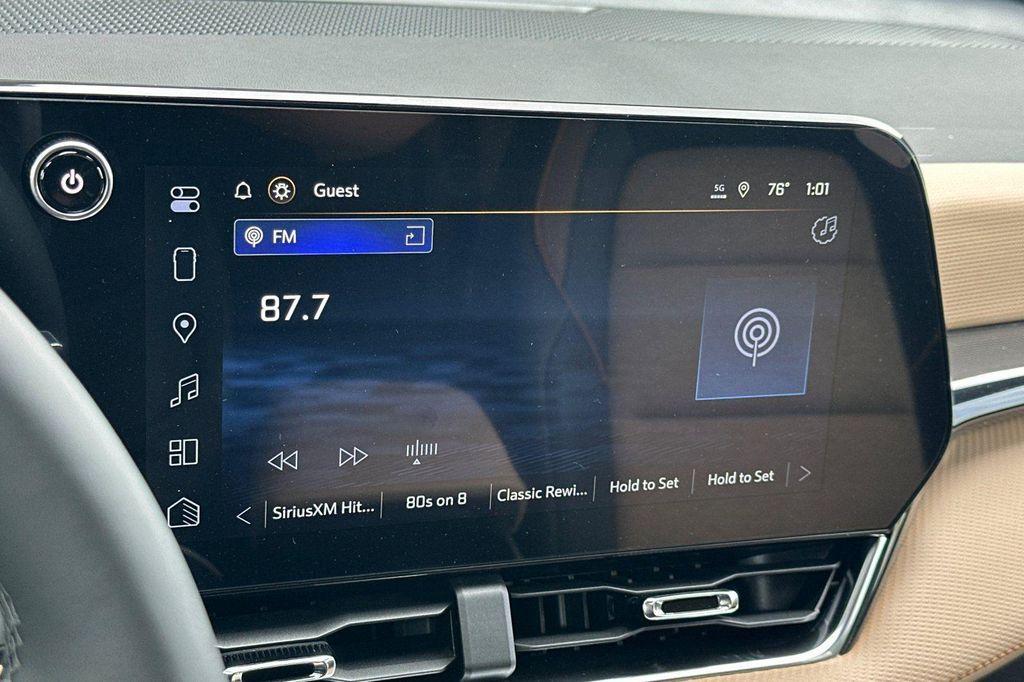 new 2026 Chevrolet Equinox car, priced at $39,280