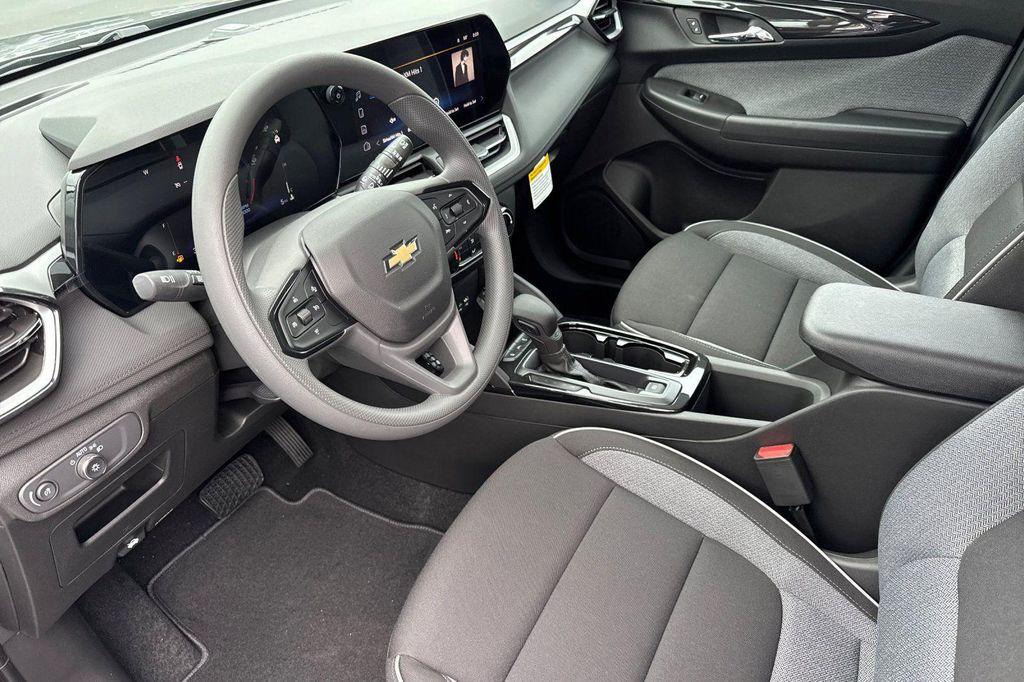 new 2026 Chevrolet TrailBlazer car, priced at $25,385