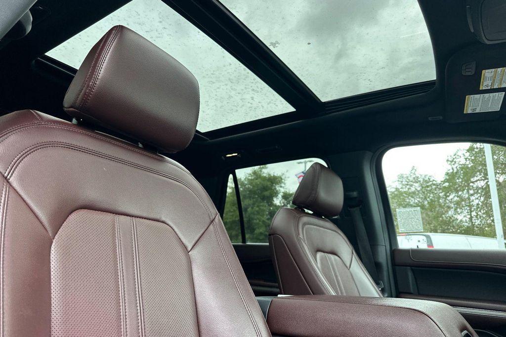 used 2023 Ford Expedition car, priced at $43,988