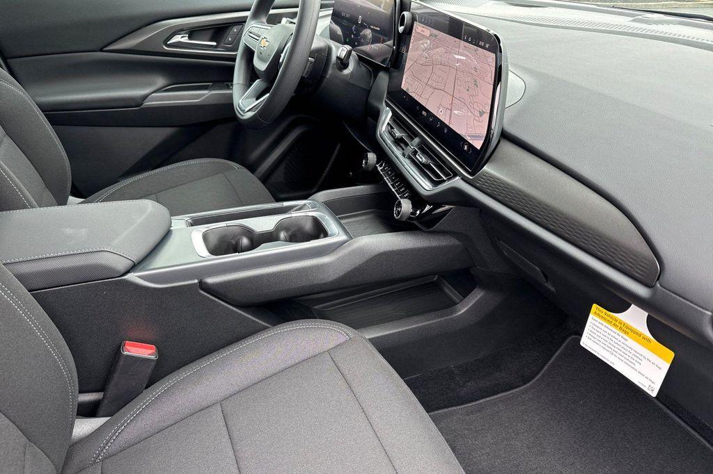 new 2026 Chevrolet Equinox EV car, priced at $33,888