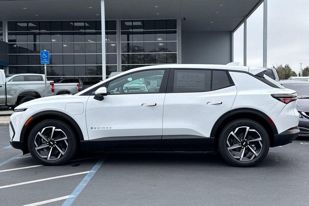 new 2026 Chevrolet Equinox EV car, priced at $33,888