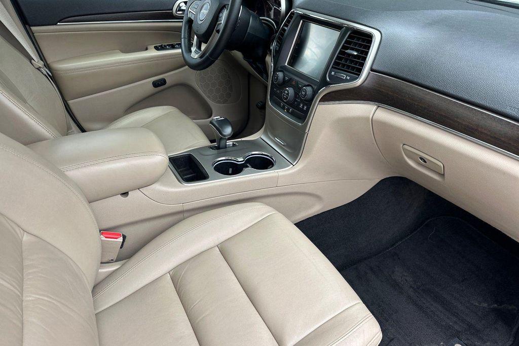 used 2014 Jeep Grand Cherokee car, priced at $10,988