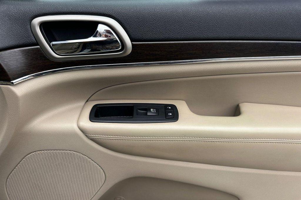 used 2014 Jeep Grand Cherokee car, priced at $10,988