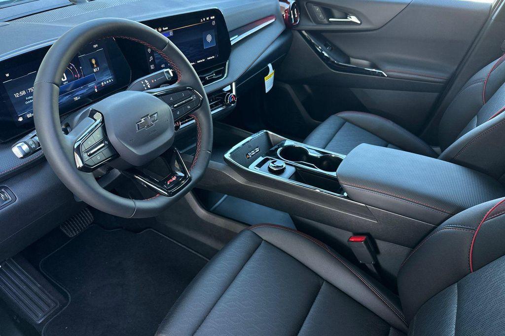 new 2026 Chevrolet Equinox car, priced at $34,895