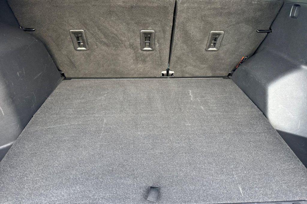 used 2021 Chevrolet Equinox car, priced at $18,501