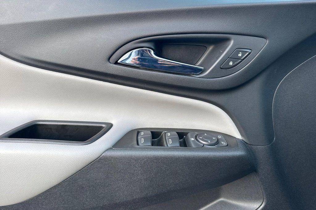 used 2021 Chevrolet Equinox car, priced at $18,501