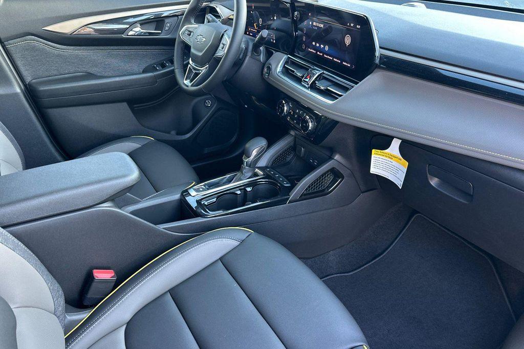 new 2026 Chevrolet TrailBlazer car, priced at $28,280