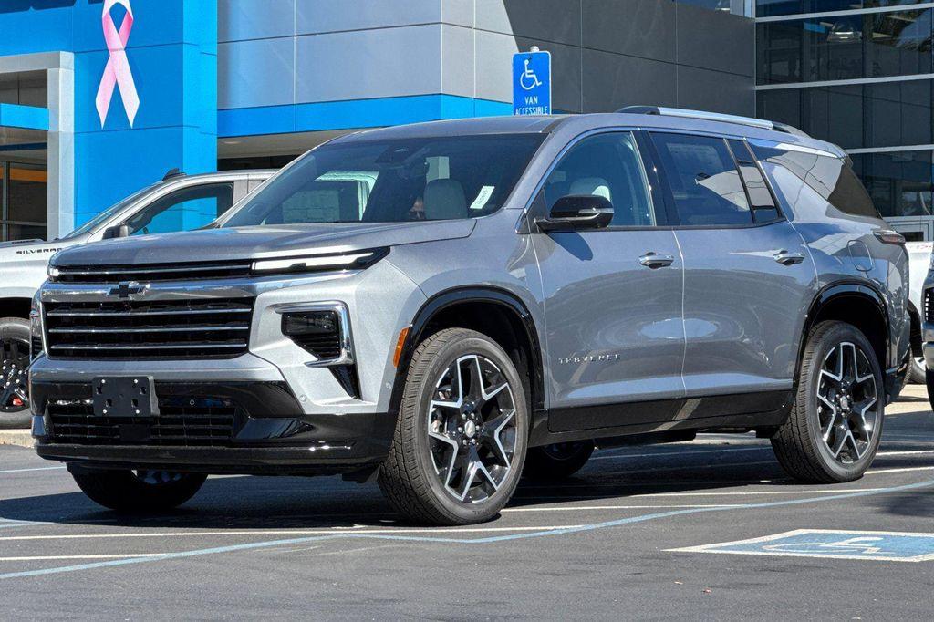 new 2026 Chevrolet Traverse car, priced at $55,029