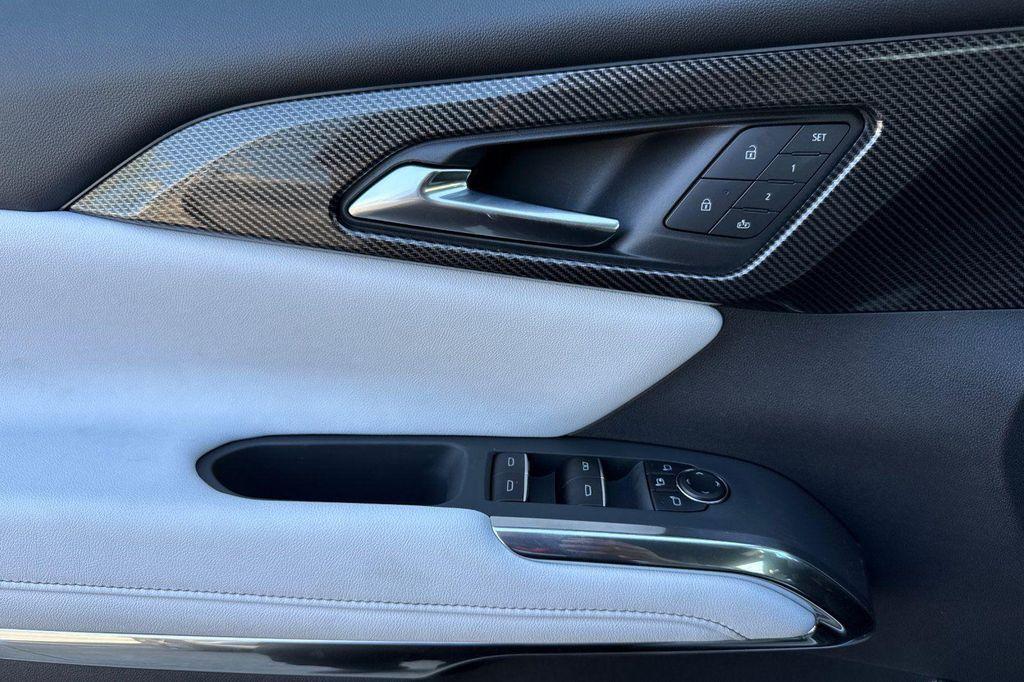 new 2026 Chevrolet Traverse car, priced at $55,029