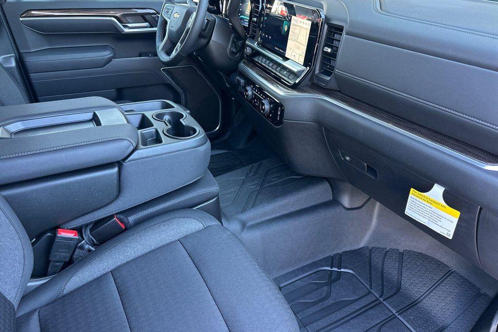 new 2026 Chevrolet Silverado 1500 car, priced at $46,380