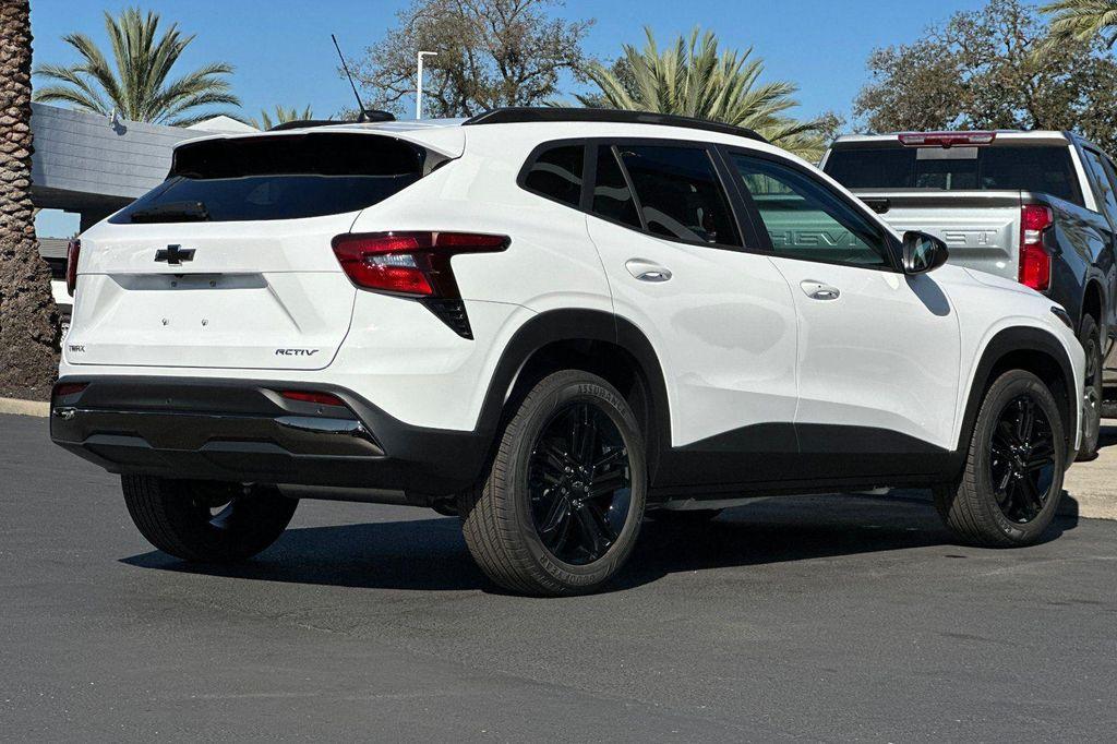 new 2026 Chevrolet Trax car, priced at $26,894