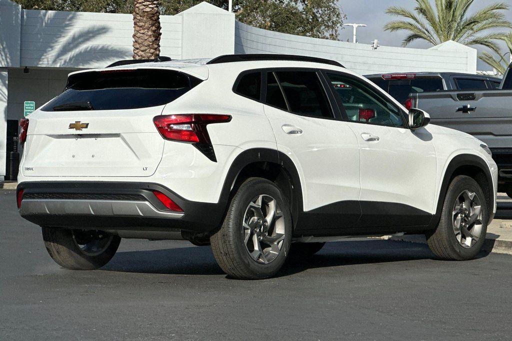 new 2025 Chevrolet Trax car, priced at $24,843