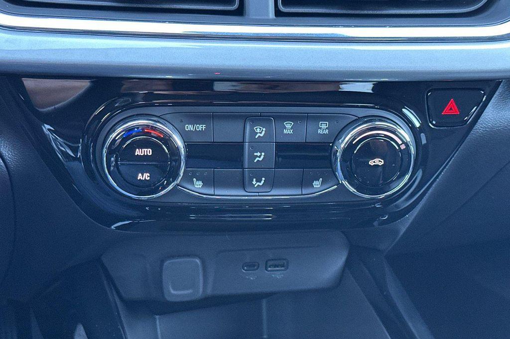 new 2026 Chevrolet Trax car, priced at $25,747