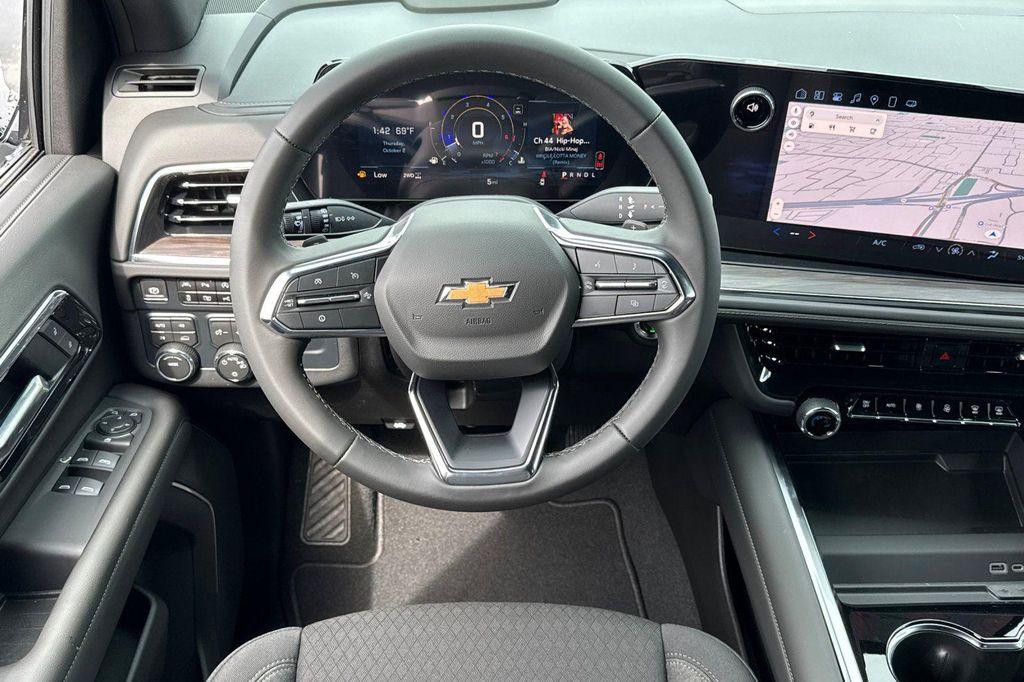 new 2025 Chevrolet Tahoe car, priced at $62,020