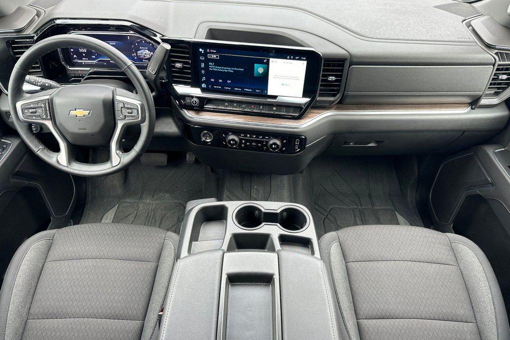 used 2024 Chevrolet Silverado 1500 car