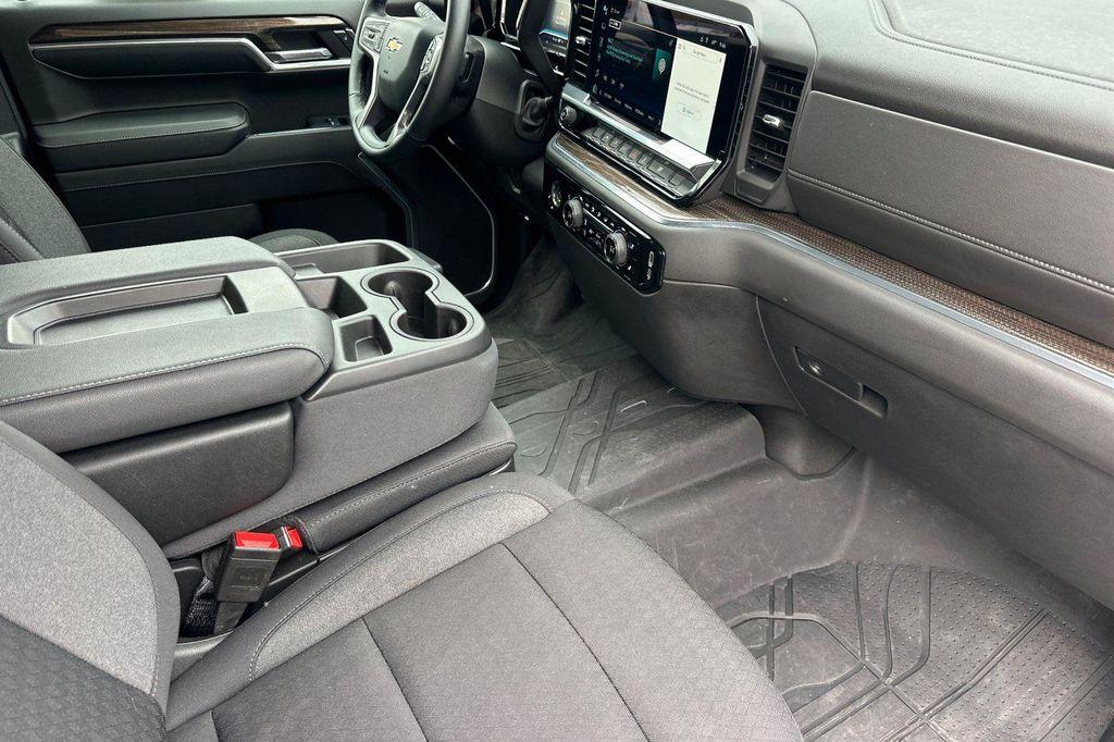 used 2024 Chevrolet Silverado 1500 car