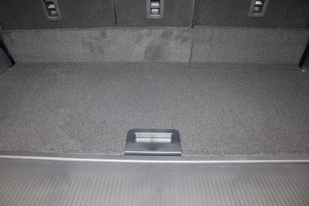 new 2025 Ford Expedition car, priced at $81,821