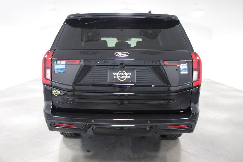 new 2025 Ford Expedition car, priced at $81,821