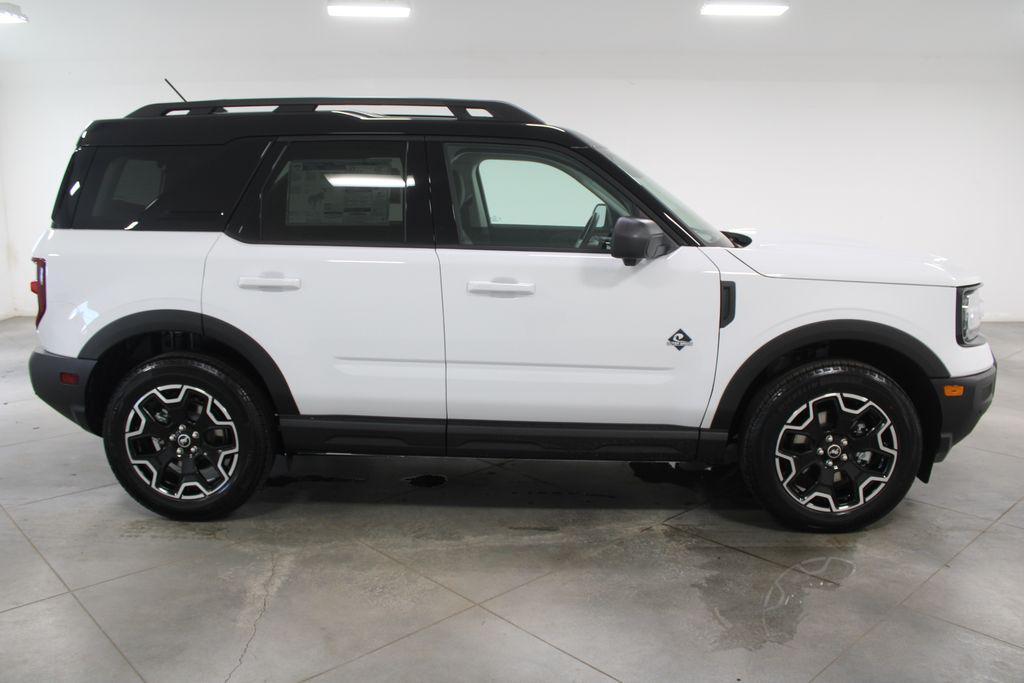 new 2025 Ford Bronco Sport car, priced at $36,908