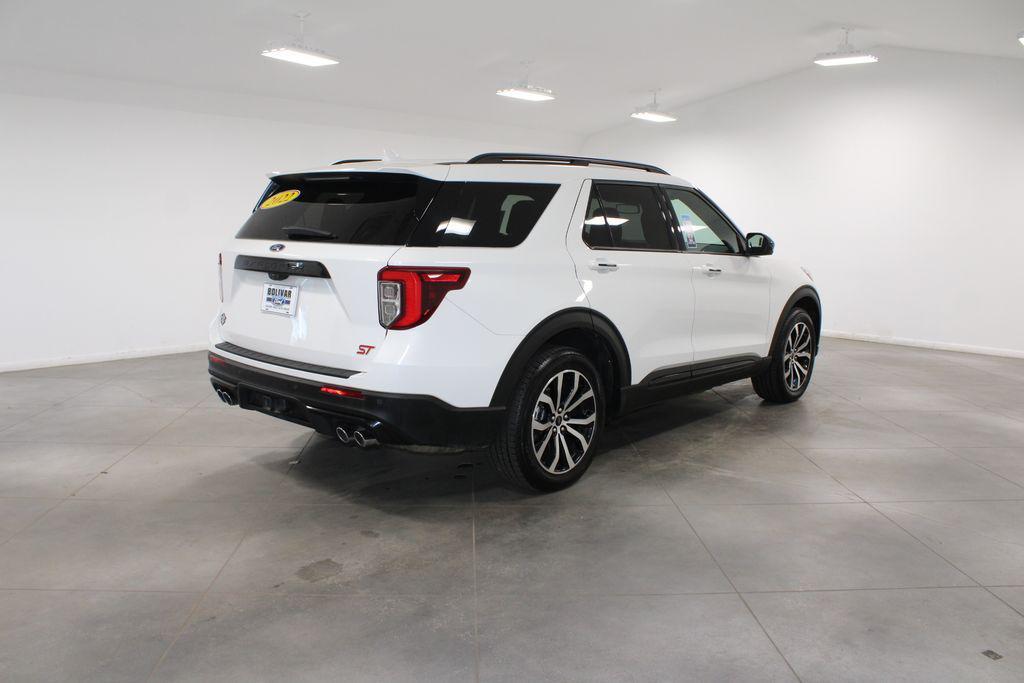 used 2022 Ford Explorer car, priced at $34,000
