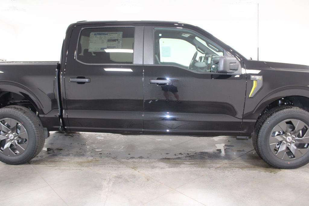 new 2025 Ford F-150 car, priced at $47,967
