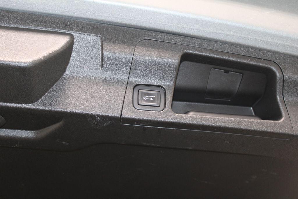 used 2023 GMC Acadia car, priced at $28,478