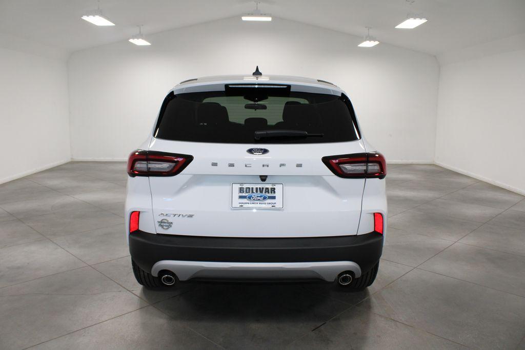 new 2025 Ford Escape car, priced at $25,142