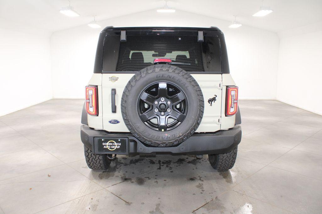 new 2025 Ford Bronco car, priced at $51,323