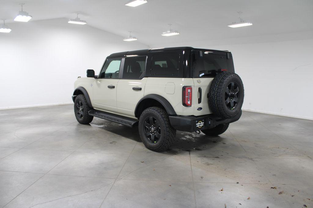 new 2025 Ford Bronco car, priced at $51,323