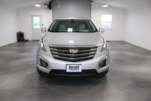 used 2017 Cadillac XT5 car, priced at $19,454