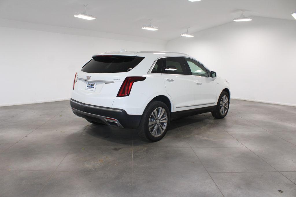 used 2024 Cadillac XT5 car, priced at $33,588