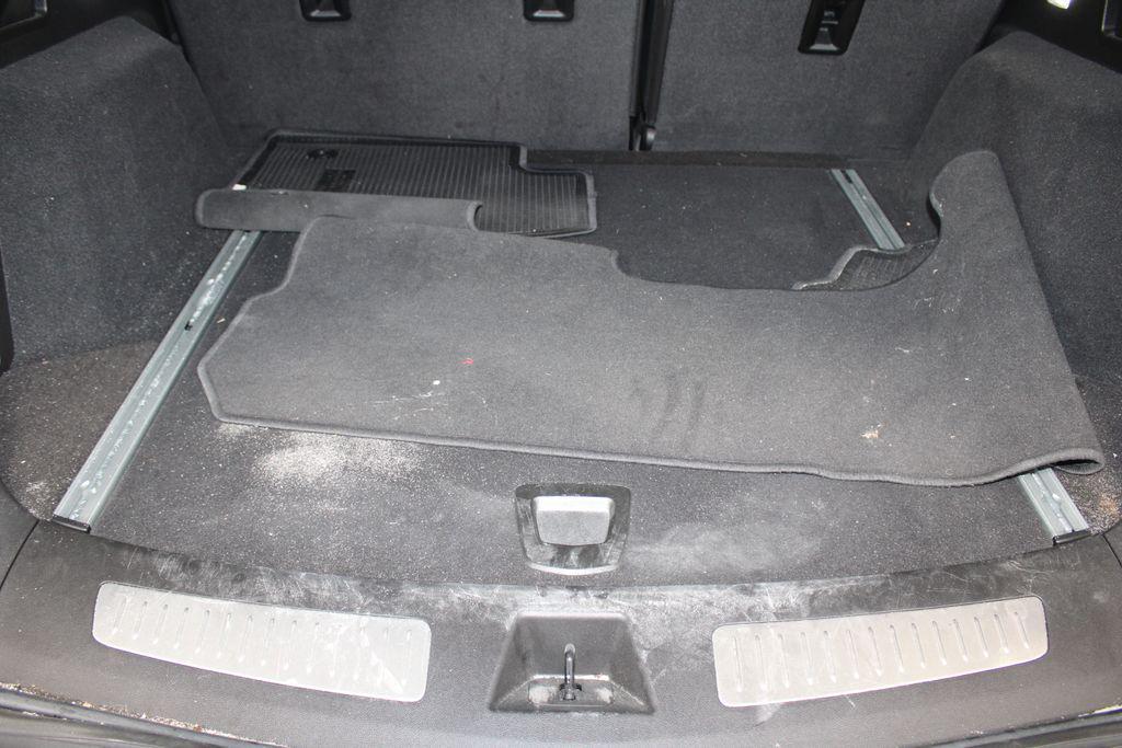 used 2024 Cadillac XT5 car, priced at $33,588