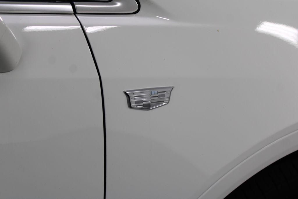 used 2024 Cadillac XT5 car, priced at $33,588