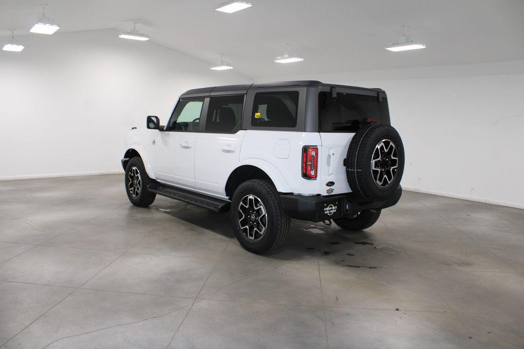 new 2025 Ford Bronco car, priced at $47,389