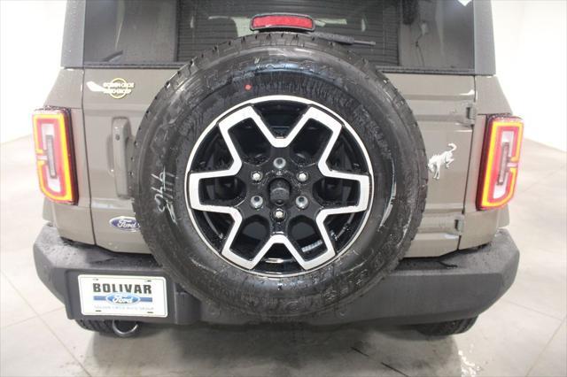 new 2025 Ford Bronco car, priced at $53,035
