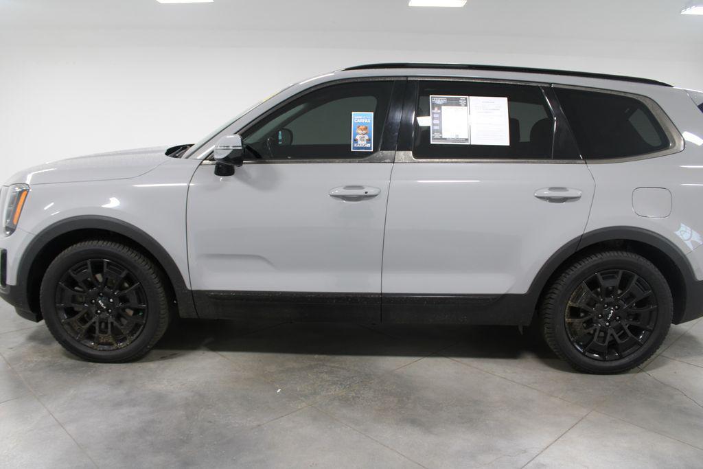 used 2022 Kia Telluride car, priced at $33,148