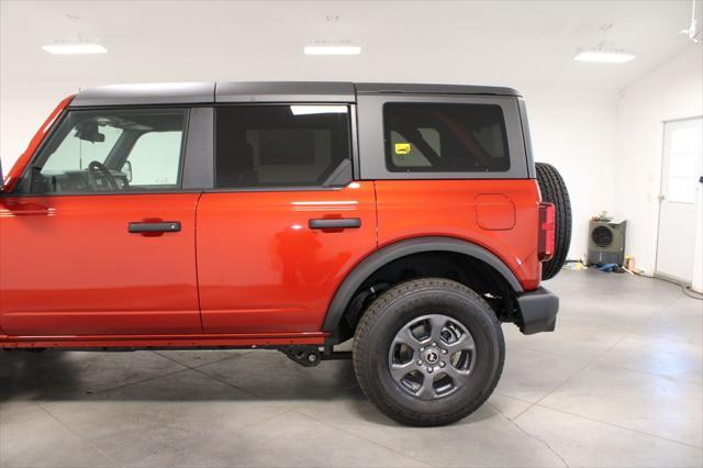 new 2024 Ford Bronco car, priced at $43,658