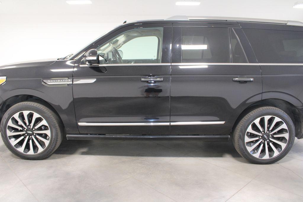 used 2023 Lincoln Navigator car, priced at $55,728