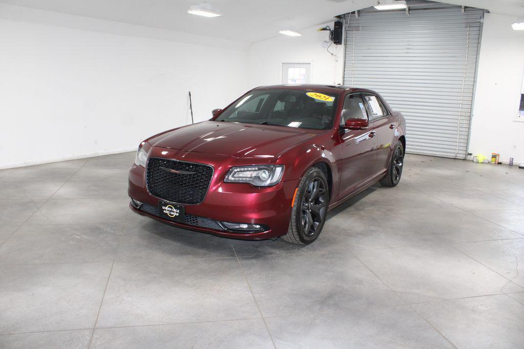 used 2021 Chrysler 300 car, priced at $20,228