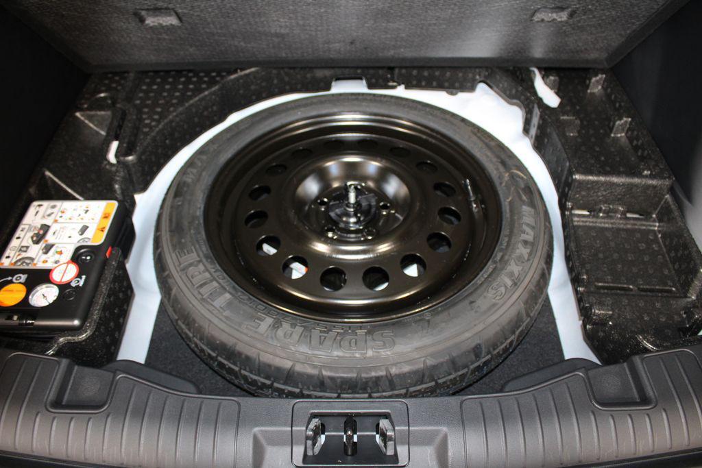 new 2026 Ford Escape car, priced at $28,902